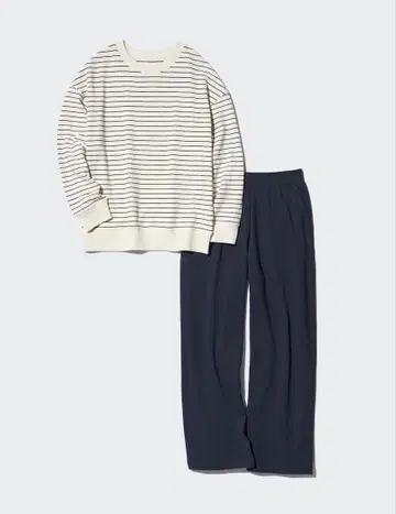 유니클로 울트라 스트레치 세트 M 사이즈