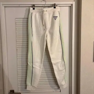 GUESS 화이트 조거 팬츠 XS