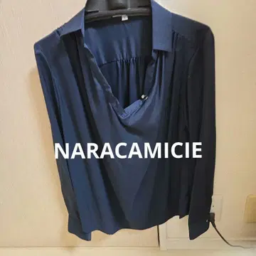 네이비 드레이프 넥 긴팔 블라우스