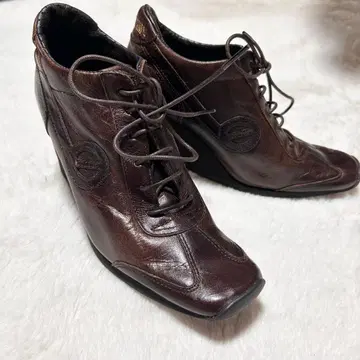 NONAME 다크 브라운 가죽 웨지힐 23cm