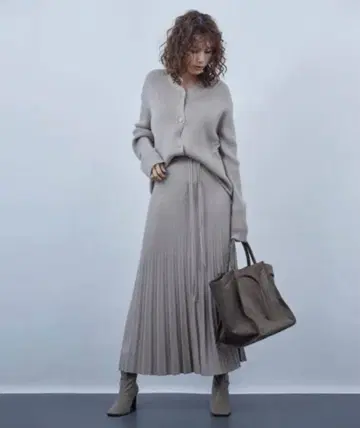 Mila Owen 리브 니트 가디건 셋업 베이지