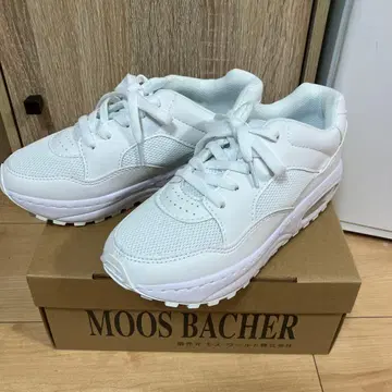 MOOS BACHER 화이트 스니커즈 23.5cm
