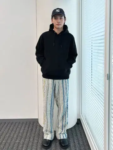 컨비니언스 웨어 블랙 후드 부착 후드티 셋업