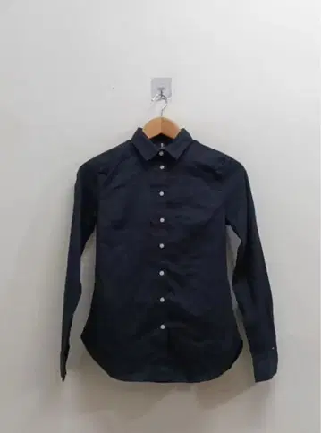 심플 네이비 블라우스 M 사이즈