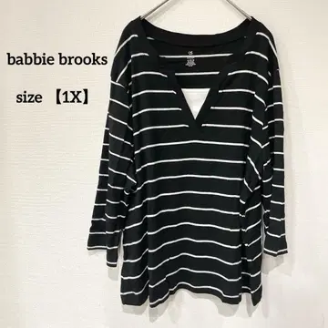 babbie brooks [ 1X ] 스트라이프 V넥 T셔츠 블랙
