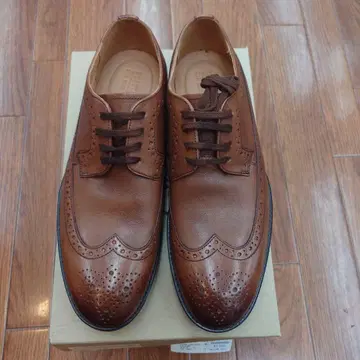 미사용 새상품 클락스 132J 25.5cm