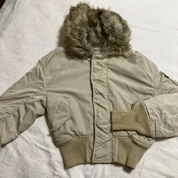 [ SNIDEL ] 퍼 트리밍 블루종