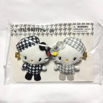 산리오 sanrio 흑백 걸리시 쌍둥이 코디 헬로키티