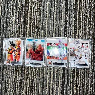 제일복권 드래곤볼 40th ~그 첫번째~ F상 I상 아크릴 세트 판매