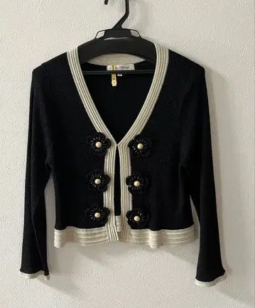 플라워 모티브 가디건