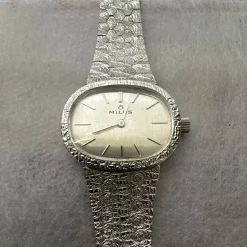 MILUS 오벌 실버 컬러