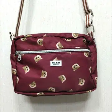 폴앤조 고양이 패턴 숄더백 와인 레드