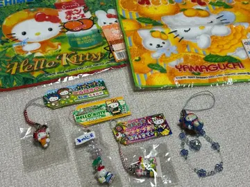 지역 한정 헬로키티 스트랩 굿즈 세트
