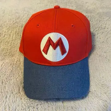 [ 새상품 택 포함 ] 마리오 로고 모자 빨간색과 파랑색