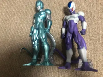 제일복권 드래곤볼 C상 쿠우라 & 메탈쿠우라