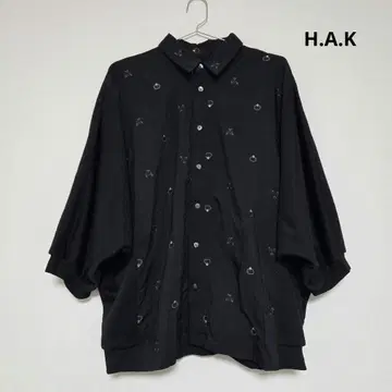 H.A.K. 하쿠 자수입 긴팔 셔츠 돌먼 슬리브 플라워 네이비