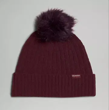 새상품 룰루레몬 Women's Cable Knit Pom Beanie