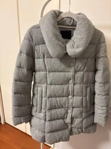 TATRAS 그레이 다운 자켓 02