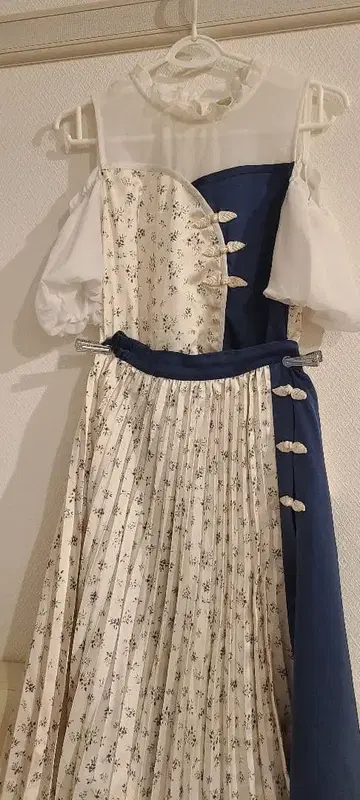 포에틱 차이나풍 바이컬러 2세트 상의&스커트 꽃무늬