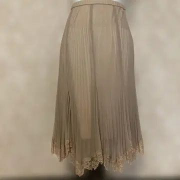 핑크 베이지 플리츠 스커트 레이스 밑단 4298 시즈카 코무로