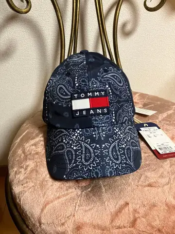 TOMMY JEANS 네이비 반다나 캡