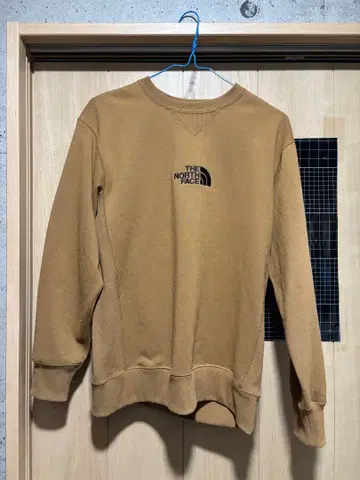 THE NORTH FACE 베이지 트레이닝복