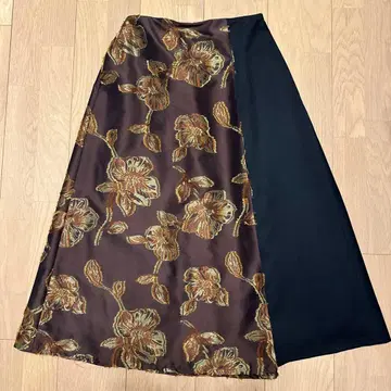 Drotte launium 플레어 스커트 사이즈 2