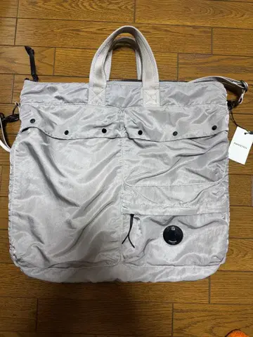CP COMPANY 그레이 숄더백 16CMAC219A
