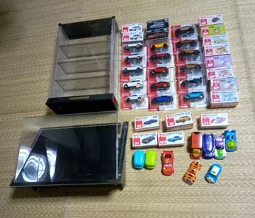 토미카 42대 & 피규어 케이스 세트 모음