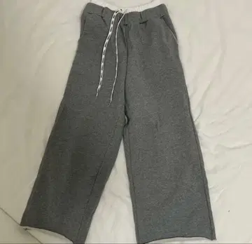Bibiy 그레이 맨투맨 조거 팬츠