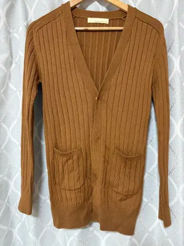 [ 새상품급 ] 개럴개런트 가디건 리브 니트 브라운