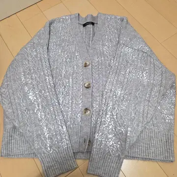 그레이 라메 믹스 케이블 니트 가디건