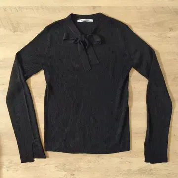 새상품 BELLADESSO 블랙 니트 스웨터 긴팔