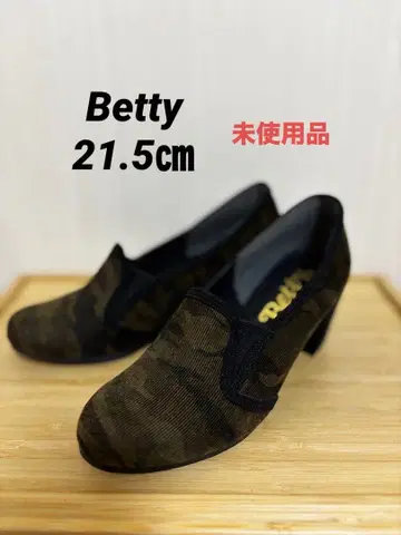 Betty club 카모플라쥬 코듀로이 펌프스 21.5cm