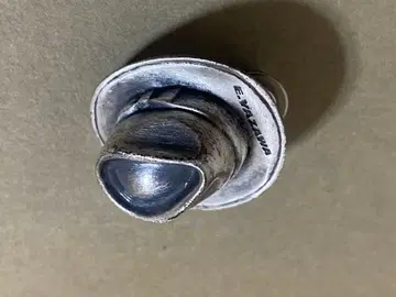 야자와 에이요시 파나마 햇 핀 배지