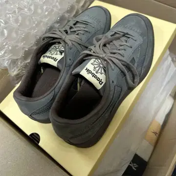 khakis x reebok club C revenge 265