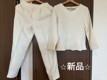 새상품 셋업 포멀 페플럼 블라우스