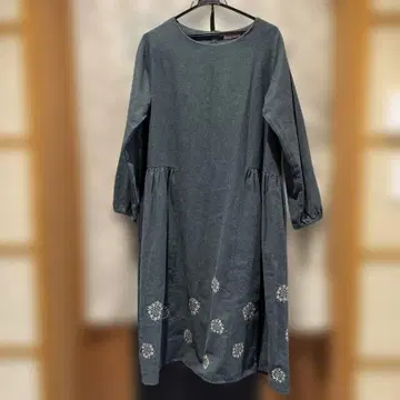 SM2 자수 다크 그린 원피스 M