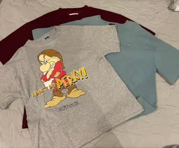 캘리포니아 디즈니 T셔츠와 무지 티셔츠 3개 세트