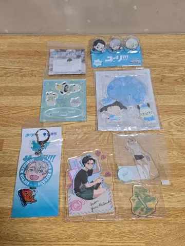 #1565 유리 캐릭터 굿즈 세트 (아크릴 스탠드, 클립 등)