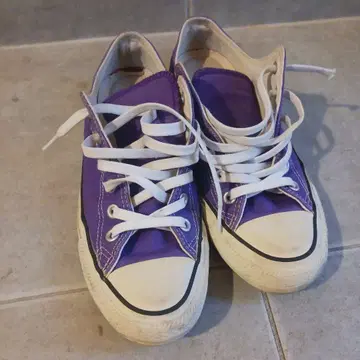 CONVERSE 보라색 스니커즈 25cm
