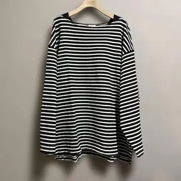 피죤 블랙앤화이트 스트라이프 L 사이즈 긴팔 티셔츠