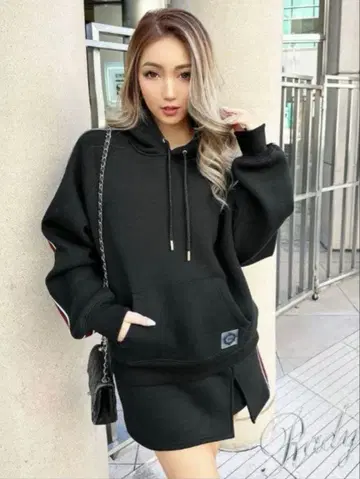 미사용 새상품 Rady 셋업 셋업 사이드 라인 M 사이즈