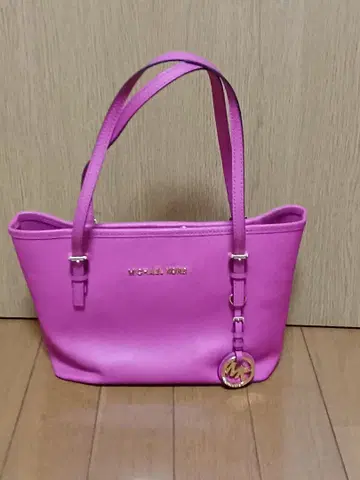 백 MICHAEL KORS 핑크