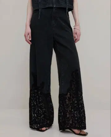LACE DOCKING FADE DENIM PANTS