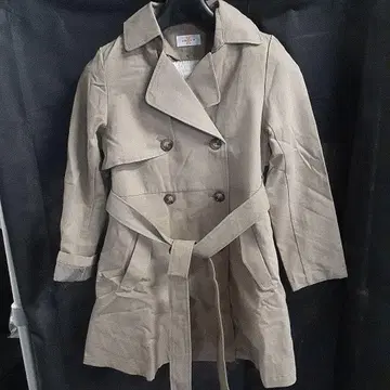ARROW 베이지 트렌치코트