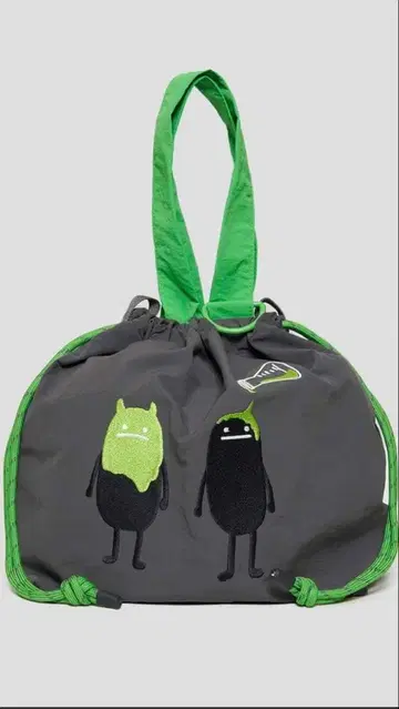 새상품 그라니프 뷰티풀 섀도우 크리스처 스트링 백 사이즈 M