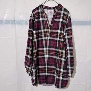 새상품급 FEATHERS 체크 무늬 긴팔 튜닉 [ S ] V넥