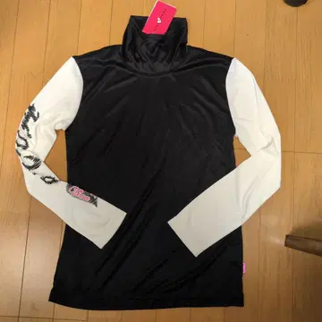 새상품 VIVA HEART 터틀넥 긴팔 의류 42