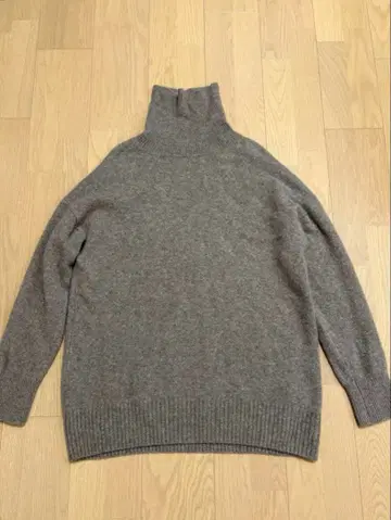 어반 리서치 레어 야크 100% 하이넥 튜닉 니트